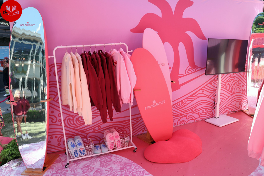 Pink Palm Puff: The Ultimate Guide to Aesthetic Beauty & Lifestyle Trend pink palm puff